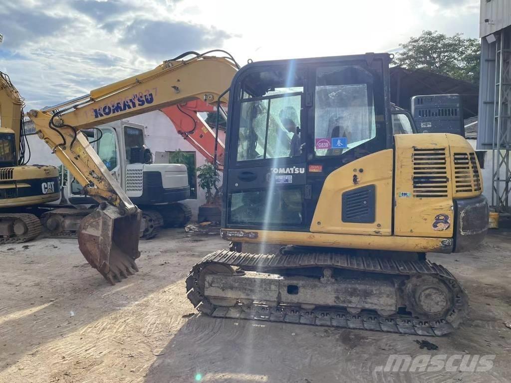 Komatsu PC 60-8 大型油圧ショベル12t以上（パワーショベル・ユンボ）