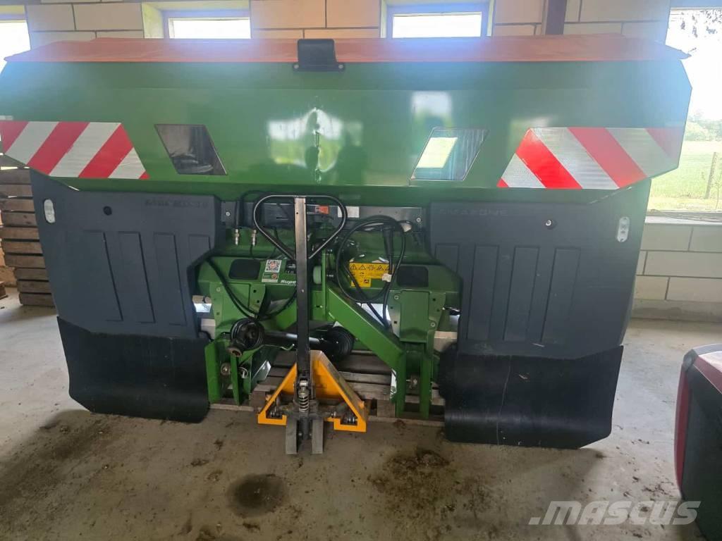 Amazone ZA-V 3200 ミネラル散布機