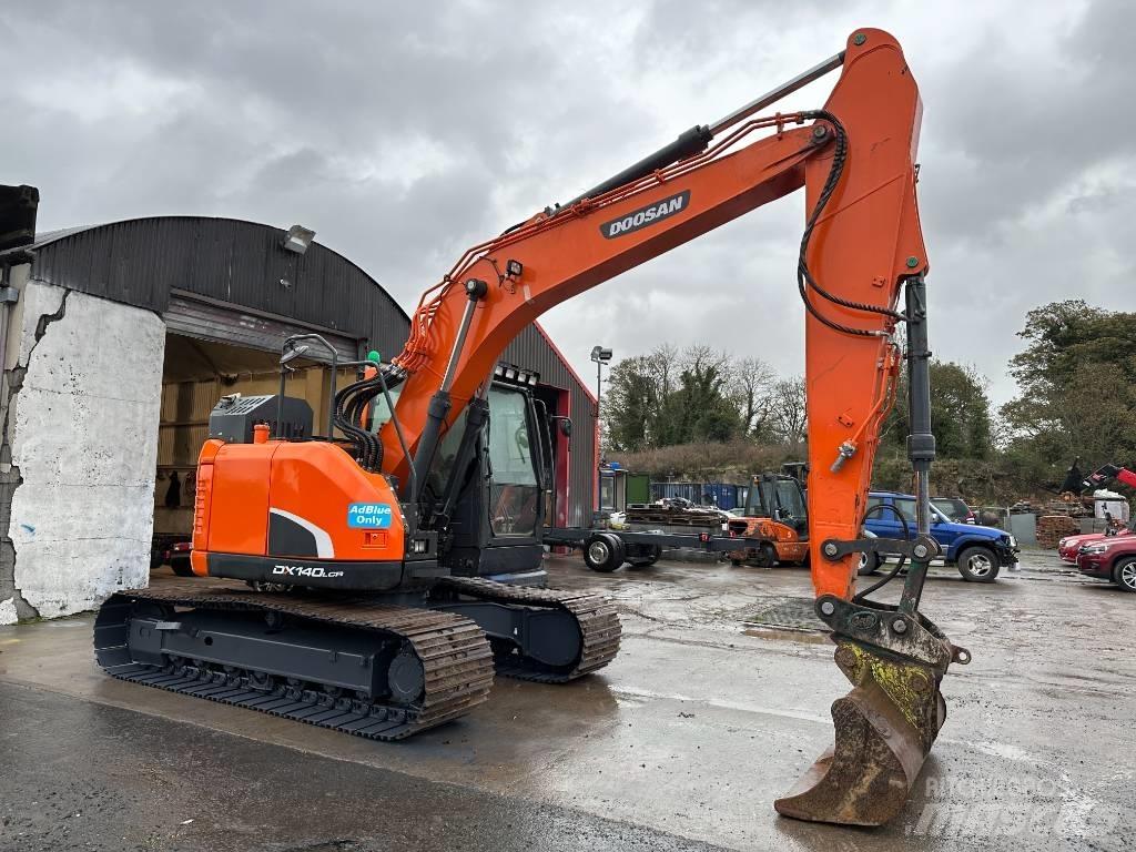Doosan DX 140 LCR 大型油圧ショベル12t以上（パワーショベル・ユンボ）