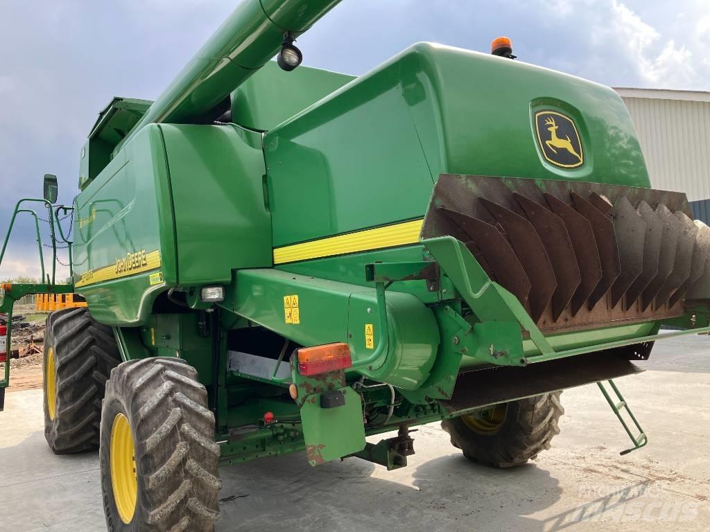 John Deere 9680 WTS コンバイン