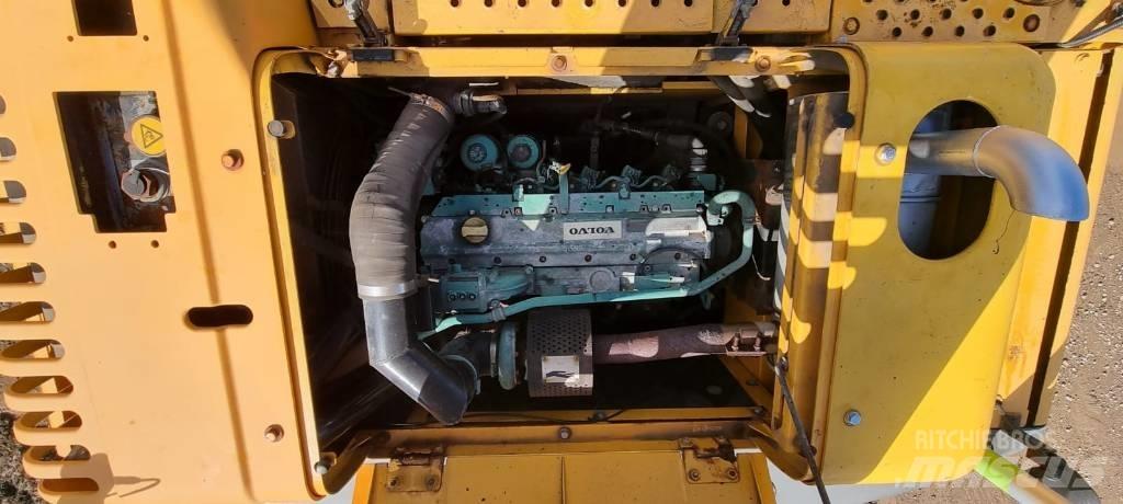 Volvo EC 210 B 大型油圧ショベル12t以上（パワーショベル・ユンボ）