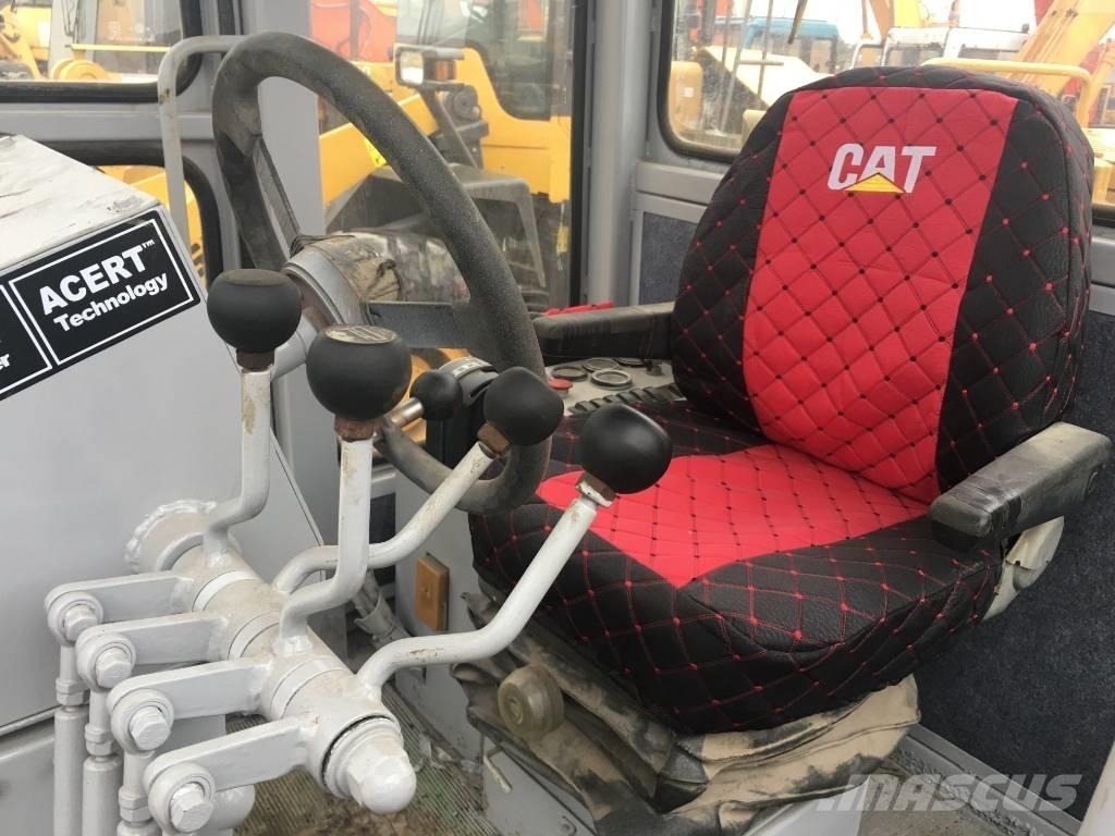 CAT 140 H モーターグレーダー