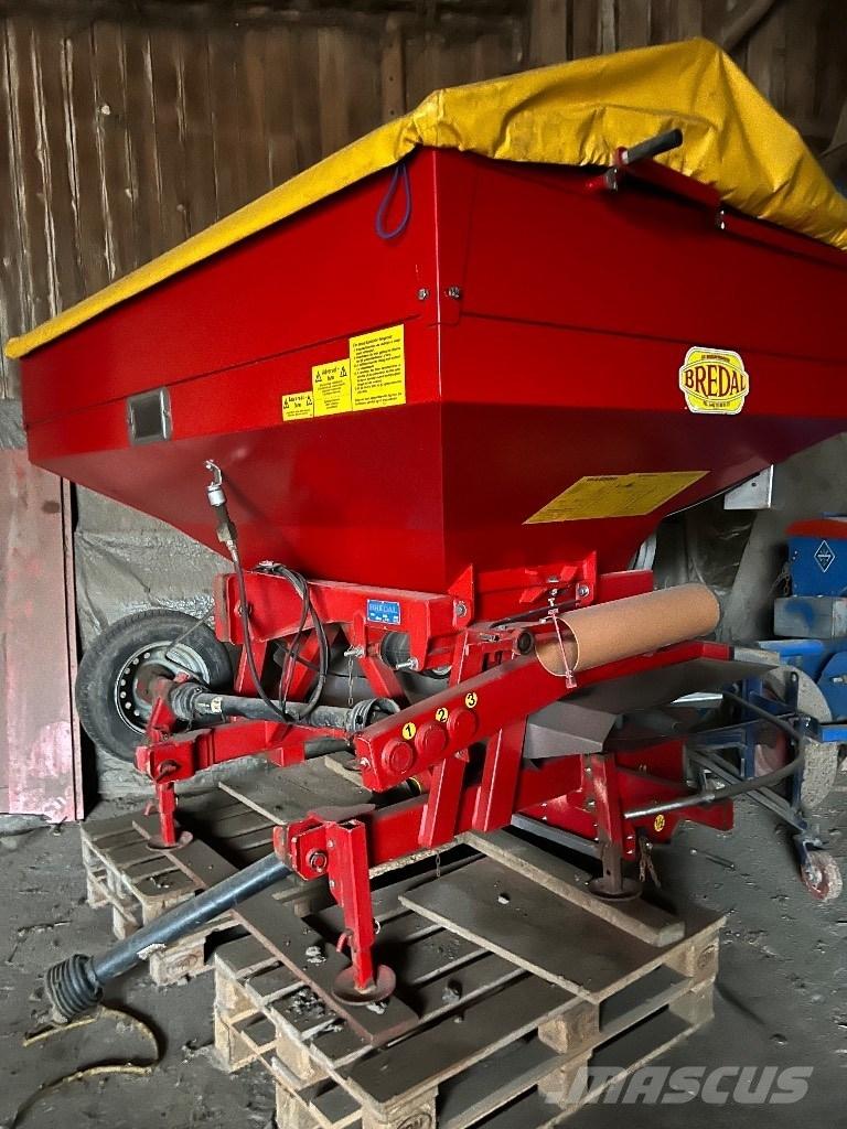 Bredal F 2 肥料散布機