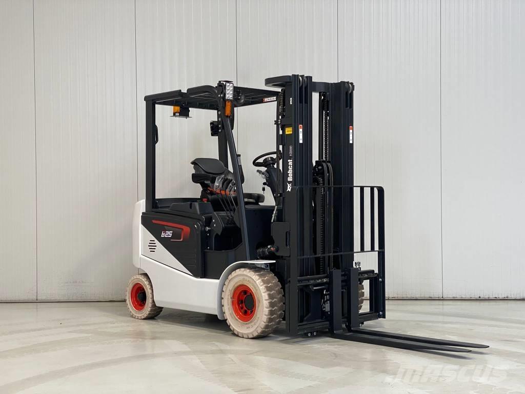 Bobcat B25NS バッテリーフォークリフト