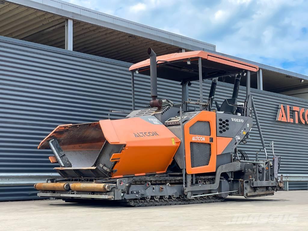 Volvo P7820C アスファルトフィニッシャ