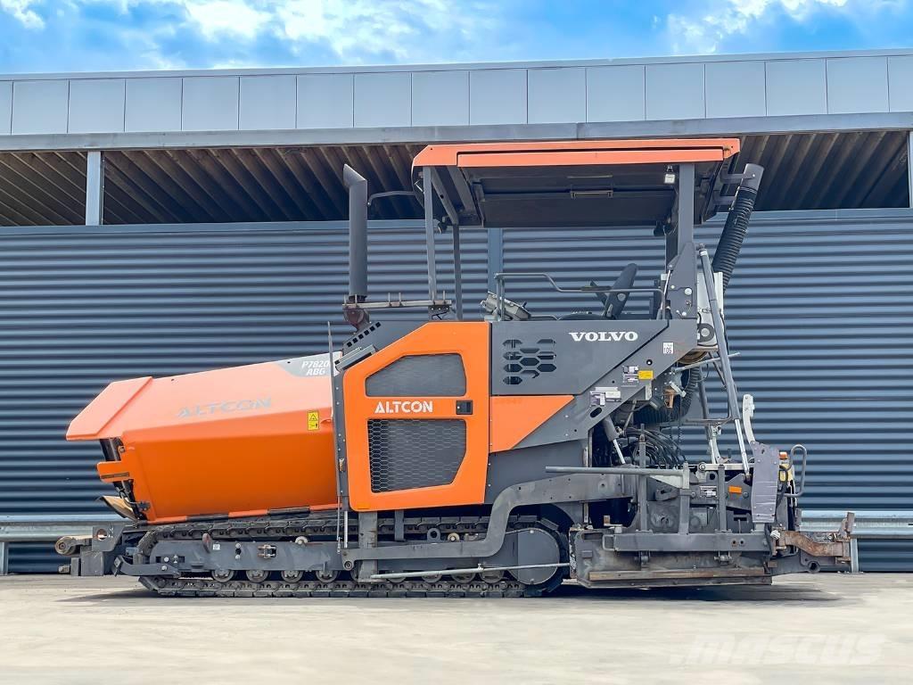 Volvo P7820C アスファルトフィニッシャ