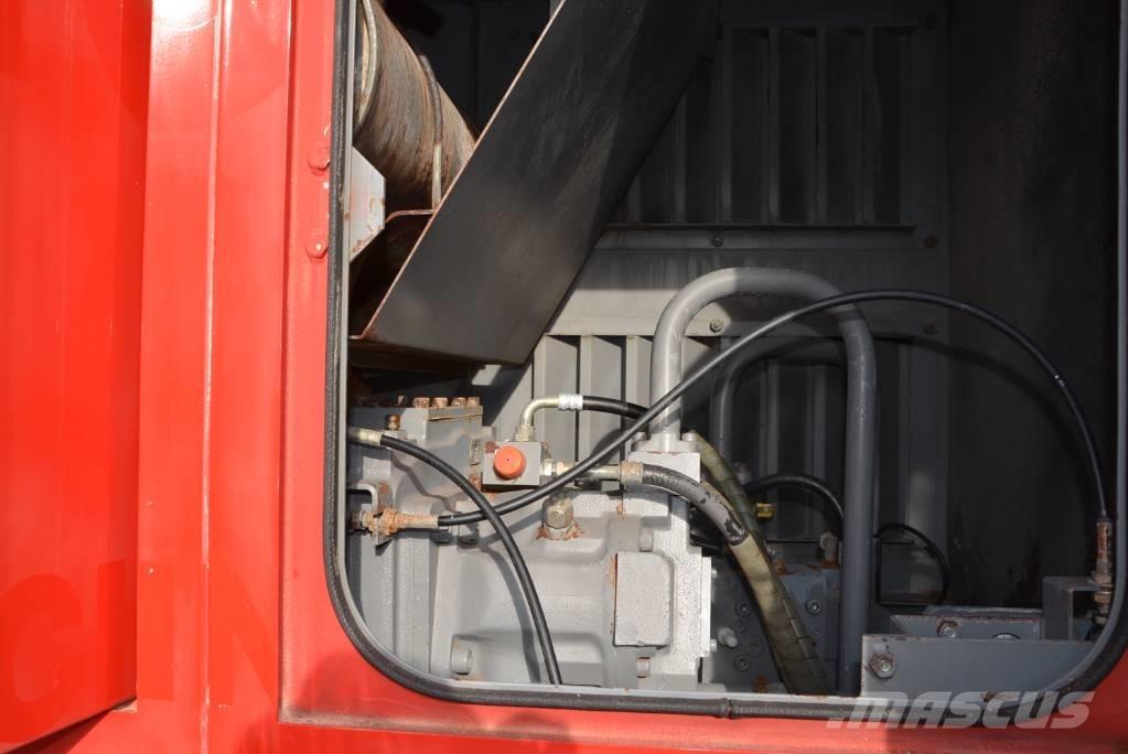 Hitachi CX 500 クローラクレーン