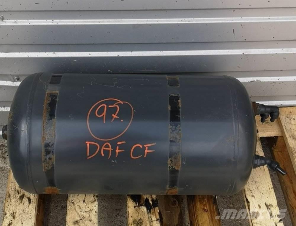 DAF CF VZDUCHOJEM トラック・トレーラー - 　その他