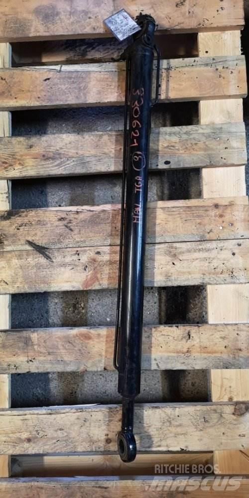 MAN TGA PÍSTNICE KABINY キャビン及び内装