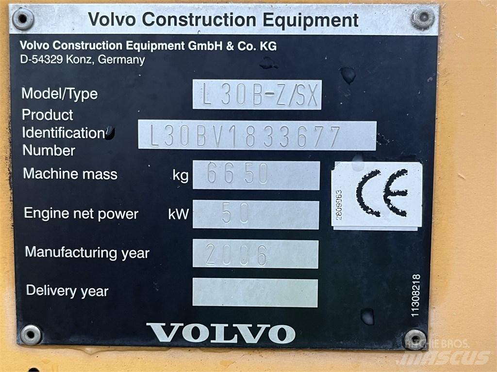 Volvo L 30 B ホイールローダー・タイヤショベル