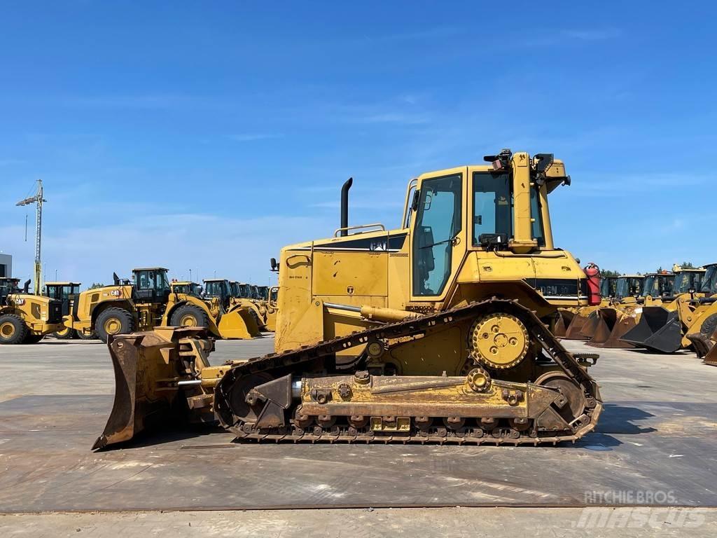 CAT D6N XL ブルドーザー