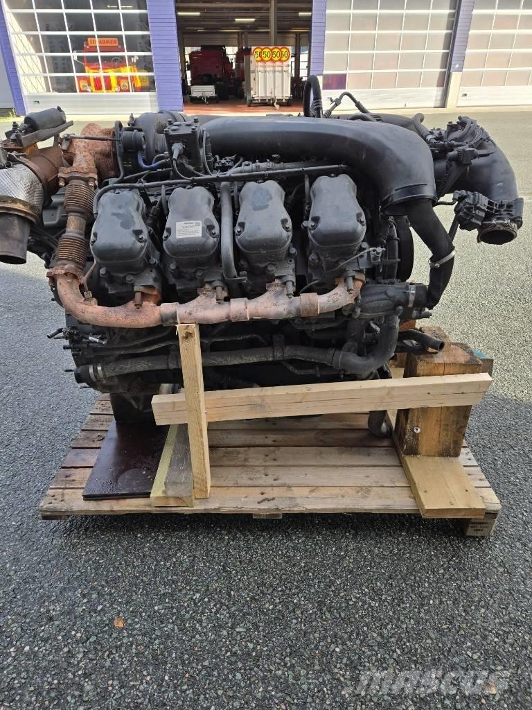 Scania 660 V8 エンジン