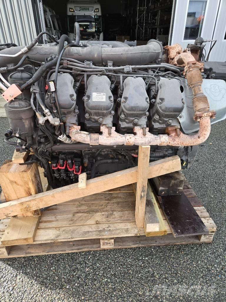 Scania 660 V8 エンジン