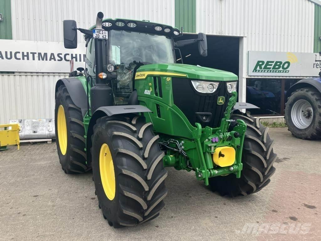 John Deere 6R215 トラクター