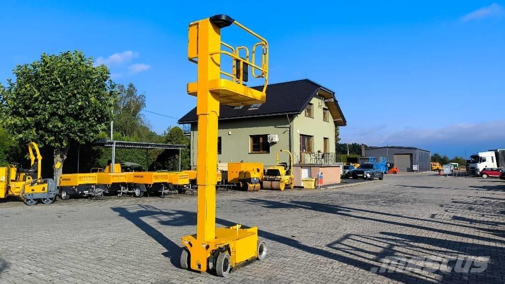 JLG 1230 ES 垂直昇降型リフト