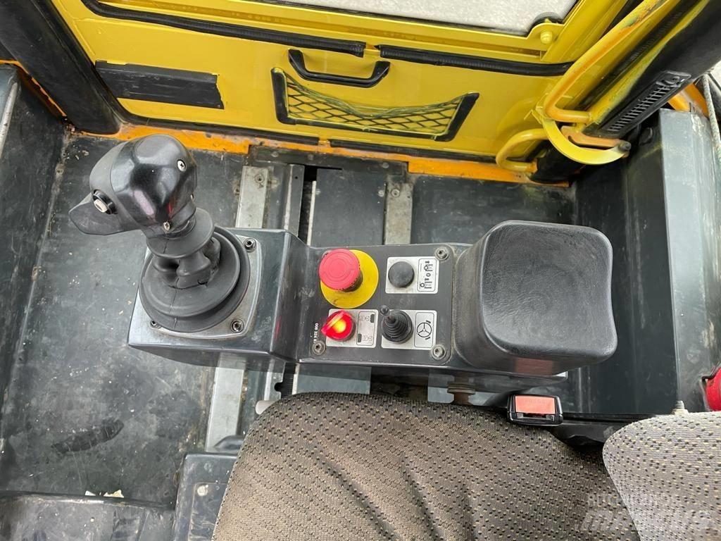 Bomag BW 170 AD タンデムローラ