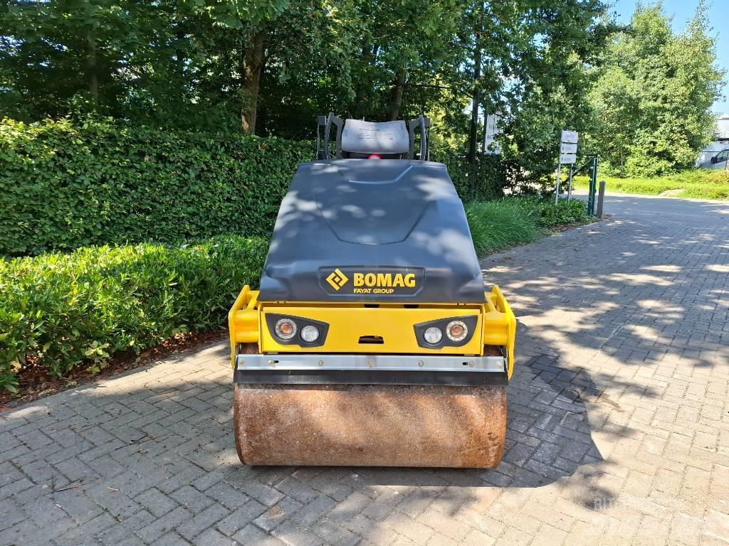 Bomag BW 120 AD-5 タンデムローラ