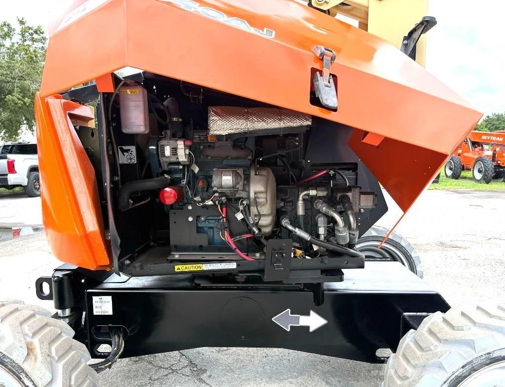 JLG 340 AJ ブームリフト　屈伸型