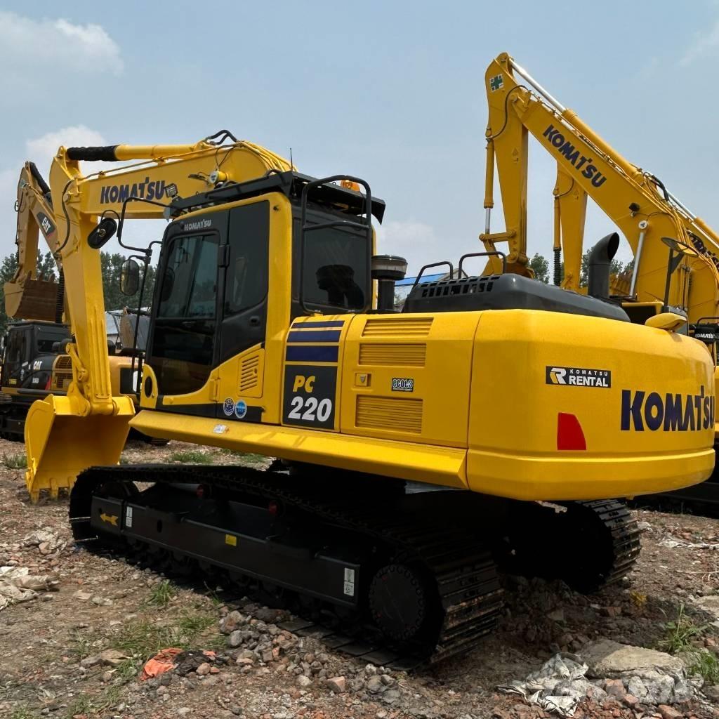 Komatsu 220-8 大型油圧ショベル12t以上（パワーショベル・ユンボ）