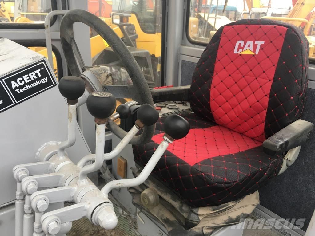 CAT 140 H モーターグレーダー
