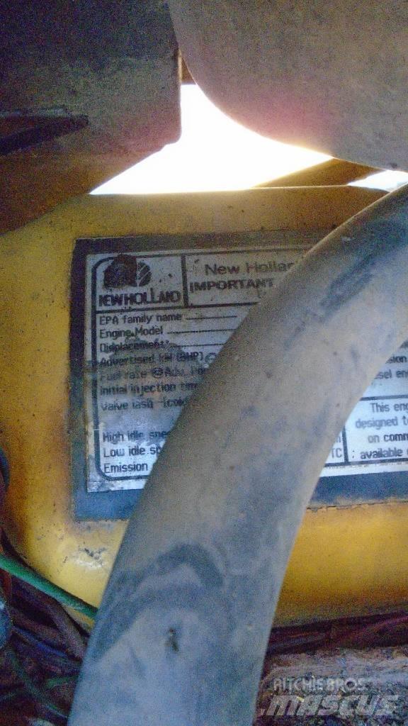 New Holland 545 D トラクター