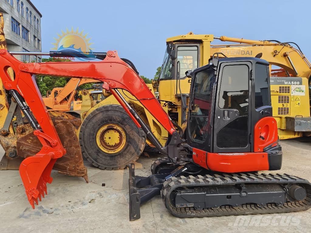 Kubota KX 163-5 ミニ油圧ショベル 7t以下（ミニユンボ・ミニディガー）