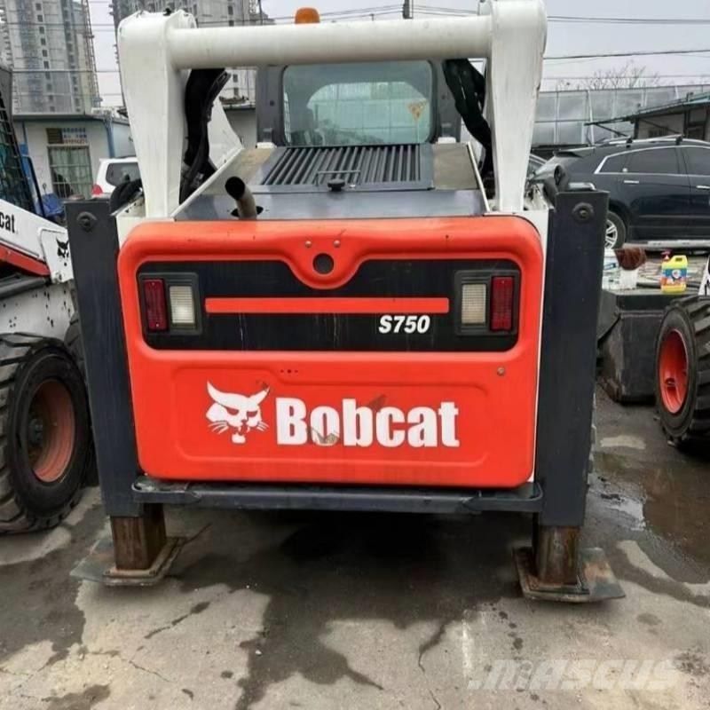 Bobcat S 750 スキッドステアローダー