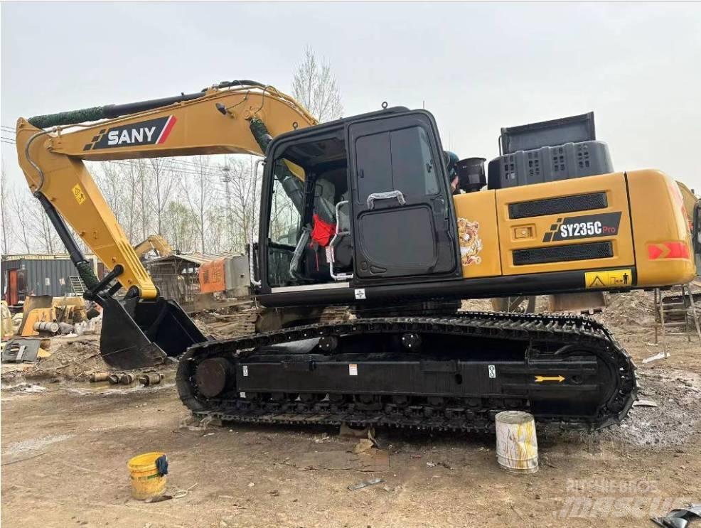 Sany SY 235 C 大型油圧ショベル12t以上（パワーショベル・ユンボ）