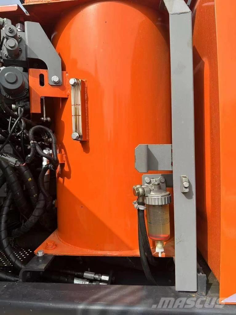 Hitachi 130 大型油圧ショベル12t以上（パワーショベル・ユンボ）