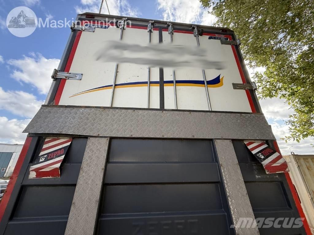 Scania R 520 LB ボックスボディー、ウイング、箱車