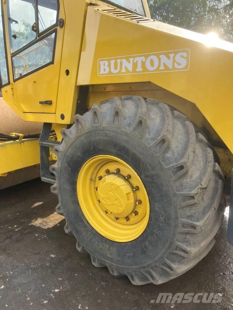 Bomag BW 213 振動ローラ