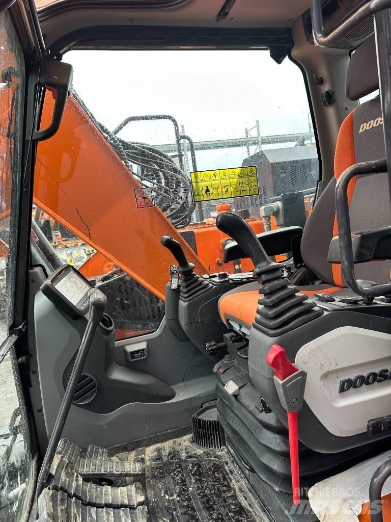 Doosan DX 140 LCR-5 大型油圧ショベル12t以上（パワーショベル・ユンボ）