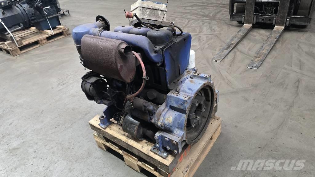 Deutz F3L912 エンジン