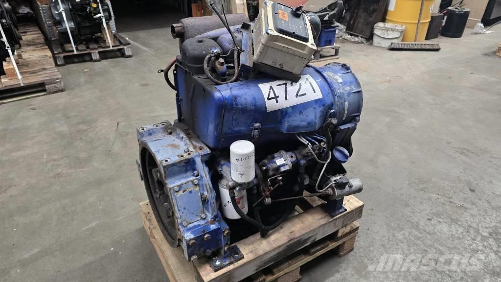Deutz F3L912 エンジン