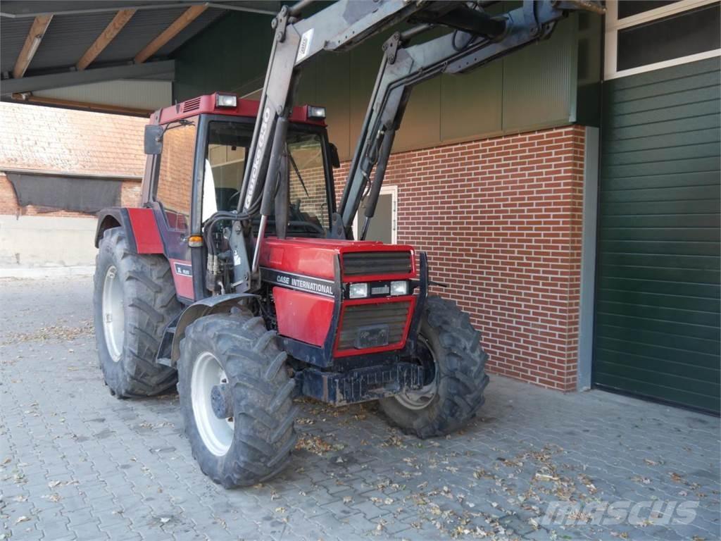 Case IH 844 XL+ トラクター