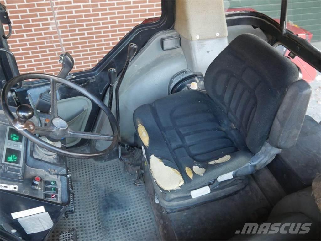 Case IH 844 XL+ トラクター