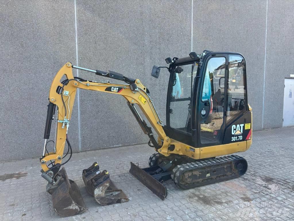 CAT 301.7 D ミニ油圧ショベル 7t以下（ミニユンボ・ミニディガー）