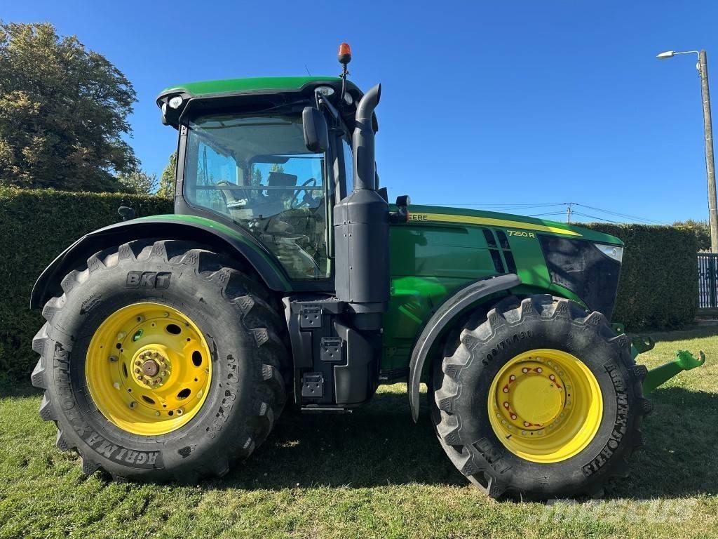 John Deere 7250 R トラクター