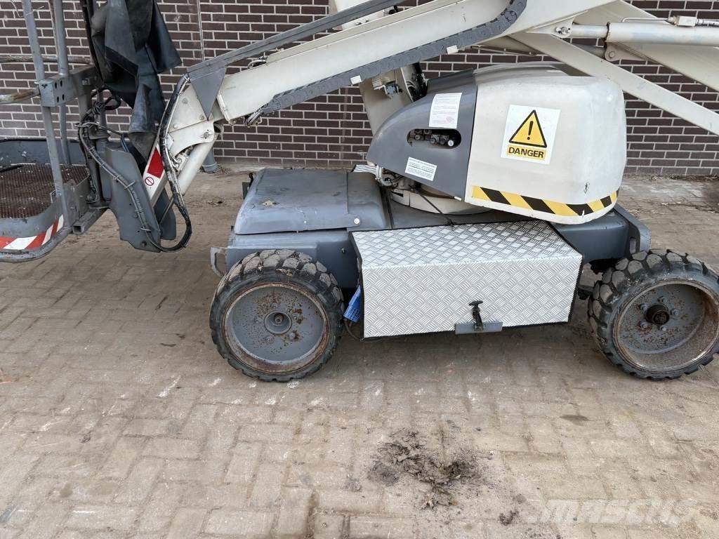 Terex ta33e ブームリフト　屈伸型