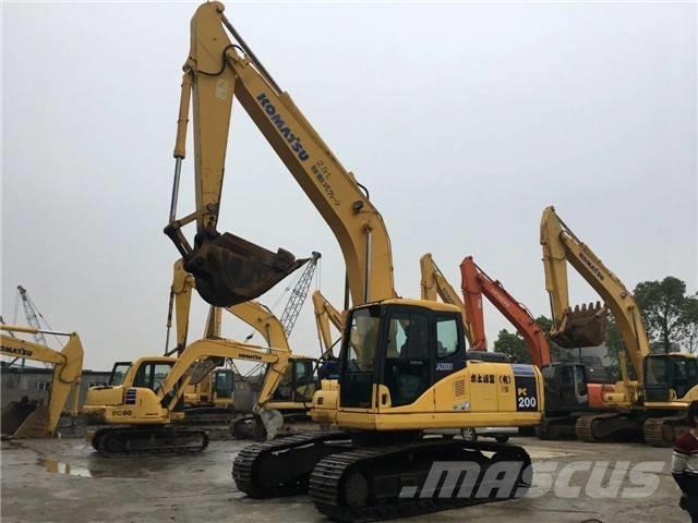 Komatsu pc200-7 大型油圧ショベル12t以上（パワーショベル・ユンボ）
