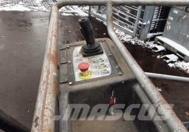 Manitou 100 VJR ブームリフト　屈伸型