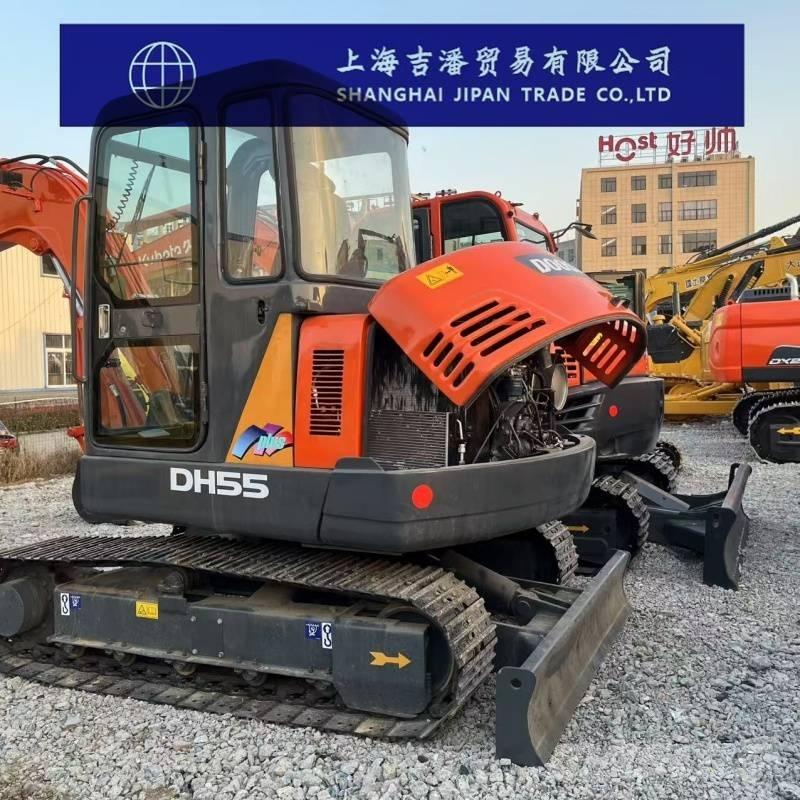 Doosan DH 55 大型油圧ショベル12t以上（パワーショベル・ユンボ）