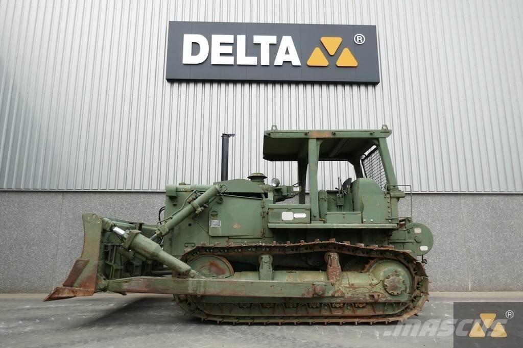 CAT D7F Ex-army ブルドーザー