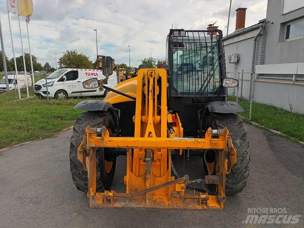 JCB 542-70 IND テレスコピックホイールローダー