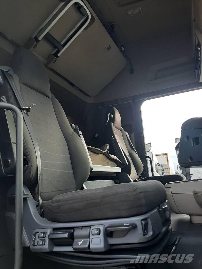 Scania R 520 中古トラクターヘッド | トレーラーヘッド