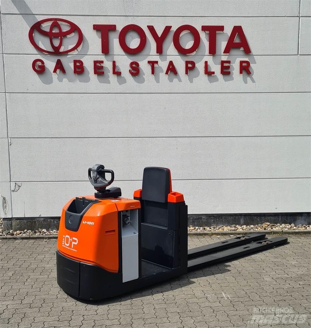 Toyota OSE 250 低型オーダーピッカー