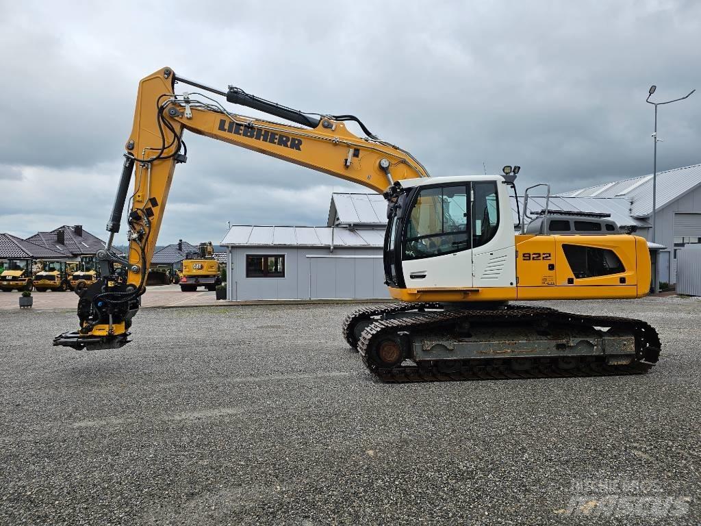 Liebherr R 922 LC 大型油圧ショベル12t以上（パワーショベル・ユンボ）