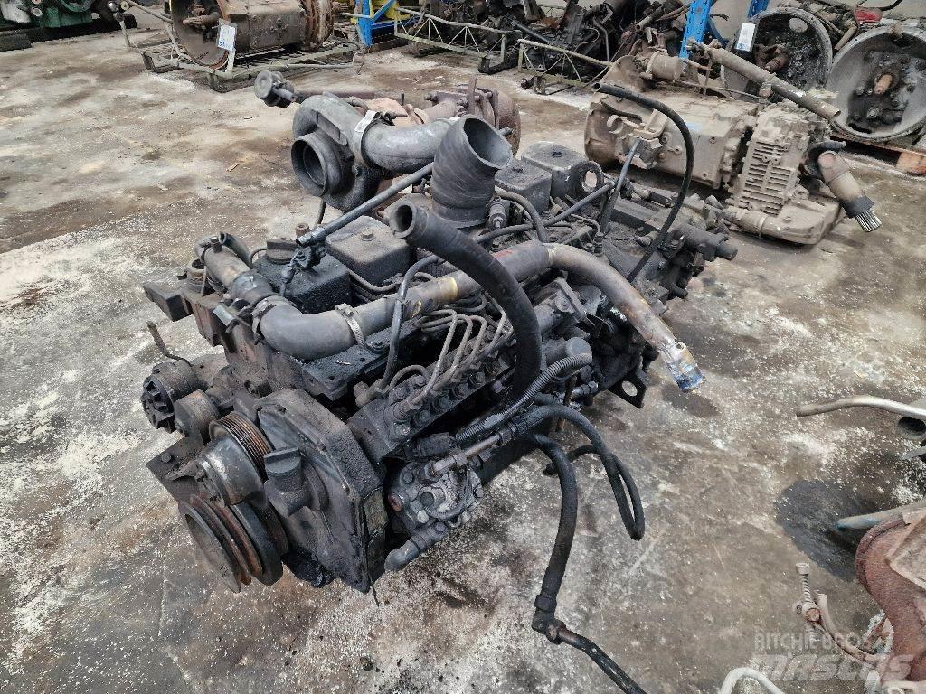 Cummins B215-20 エンジン