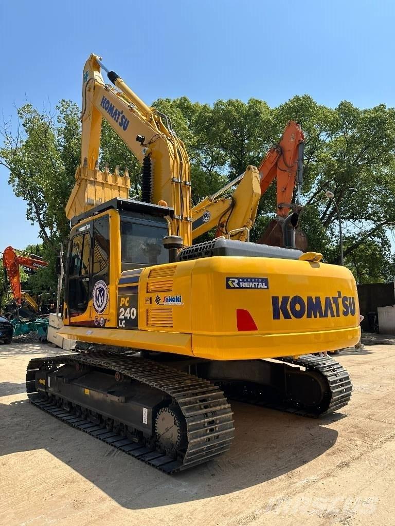 Komatsu PC 240 大型油圧ショベル12t以上（パワーショベル・ユンボ）