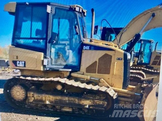 CAT D 4 K XL ブルドーザー